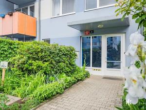 Pronájem bytu 2+kk, Praha - Kbely, Herlíkovická, 52 m2