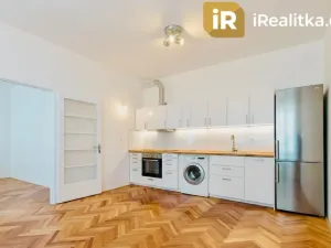 Prodej bytu 2+kk, Hradec Králové, Nerudova, 50 m2