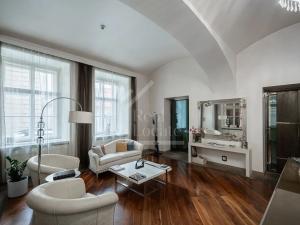 Pronájem atypického bytu, Praha - Staré Město, Liliová, 62 m2