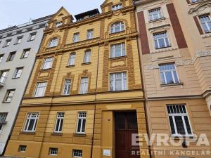 Pronájem bytu 3+1, Karlovy Vary, náměstí Dr. M. Horákové, 81 m2