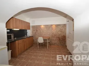 Prodej komerční nemovitosti, Praha - Žižkov, U božích bojovníků, 47 m2