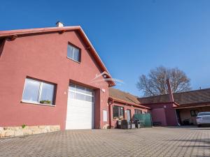 Prodej rodinného domu, Šimanov, 480 m2