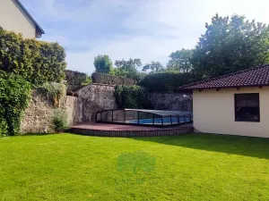 Prodej rodinného domu, Lešany, 272 m2