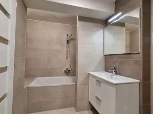 Pronájem bytu 3+kk, Praha - Břevnov, Bělohorská, 70 m2