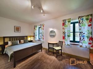 Prodej rodinného domu, Horní Maršov, 483 m2