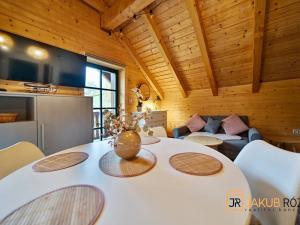 Prodej rodinného domu, Horní Maršov, 483 m2