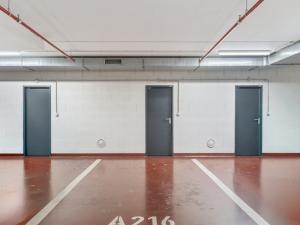 Pronájem bytu 2+kk, Praha - Holešovice, Sanderova, 65 m2