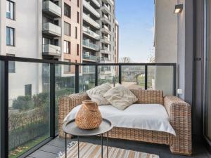 Pronájem bytu 2+kk, Praha - Holešovice, Sanderova, 65 m2