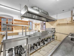 Prodej činžovního domu, Nový Bor, nám. Míru, 507 m2