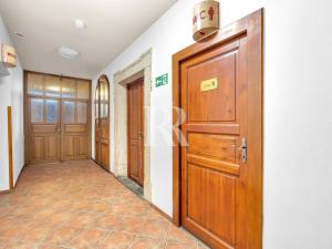 Prodej činžovního domu, Nový Bor, nám. Míru, 507 m2