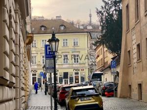 Pronájem bytu 1+kk, Praha - Malá Strana, Všehrdova, 25 m2