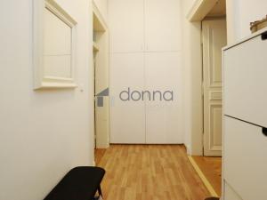 Pronájem bytu 2+1, Praha, Jagellonská, 74 m2