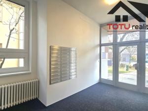 Pronájem kanceláře, Chrudim, Palackého třída, 19 m2