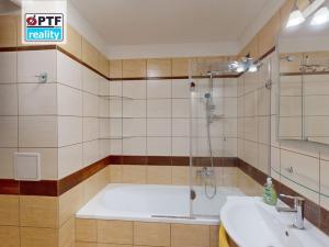 Pronájem bytu 3+1, Praha - Motol, Brdlíkova, 67 m2