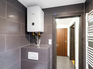 Pronájem bytu 1+kk, Praha - Michle, Michelská, 25 m2