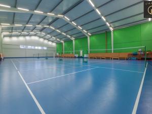 Pronájem kanceláře, Buštěhrad, Náměstí, 576 m2