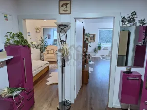 Prodej bytu 2+kk, Praha - Vysočany, Spojovací, 64 m2