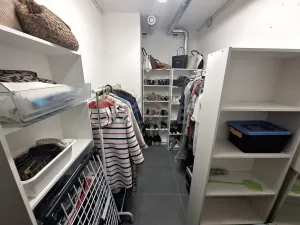 Prodej bytu 2+kk, Praha - Vysočany, Spojovací, 64 m2