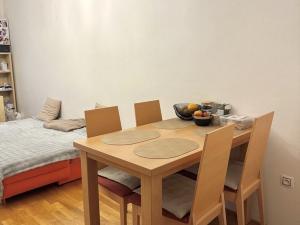 Pronájem bytu 2+kk, Karlovy Vary, Jateční, 49 m2