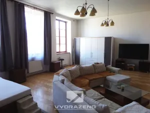 Prodej obchodního prostoru, Dolní Kounice, Hlavní, 400 m2