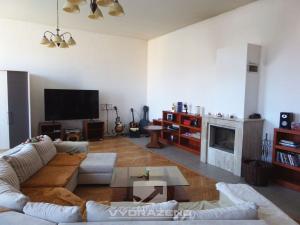 Prodej rodinného domu, Dolní Kounice, Hlavní, 400 m2