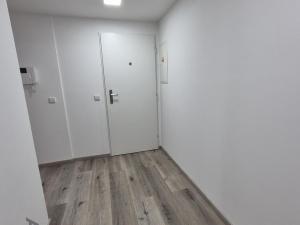 Pronájem atypického bytu, Praha - Nusle, Sinkulova, 141 m2