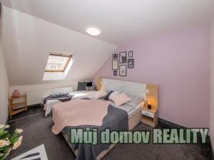 Pronájem bytu 2+kk, Praha - Smíchov, U Santošky, 50 m2