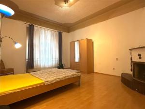 Prodej bytu 3+1, Cheb, Valdštejnova, 82 m2