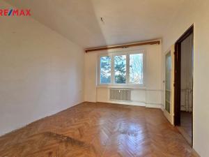 Prodej bytu 2+1, Praha - Suchdol, Kamýcká, 48 m2