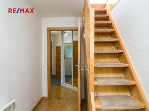 Pronájem bytu 2+kk, Praha - Karlín, Křižíkova, 70 m2