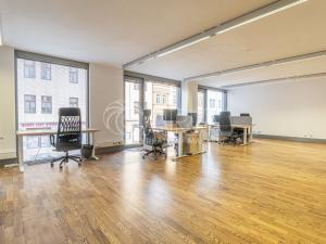 Prodej kanceláře, Praha - Žižkov, Prokopova, 347 m2