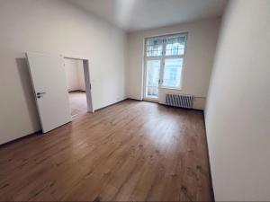 Prodej bytu 2+1, Karlovy Vary, Koptova, 76 m2