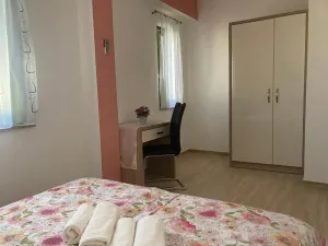 Prodej rodinného domu, Poniklá, 220 m2