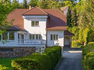 Prodej rodinného domu, Družec, V Zátiší, 289 m2