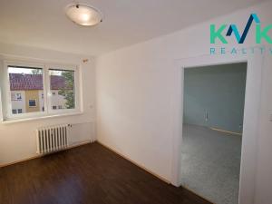 Prodej bytu 4+1, Ostrov, Lipová, 125 m2