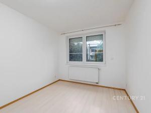 Pronájem atypického bytu, Starý Plzenec, Máchova, 60 m2