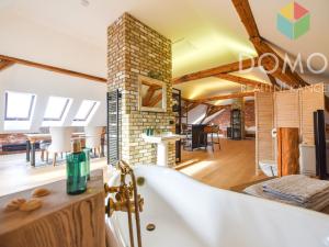 Pronájem atypického bytu, Beroun, Lidická, 200 m2