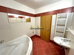 Prodej bytu 3+kk, Praha, Milotická, 68 m2