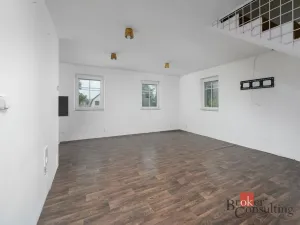 Prodej rodinného domu, Liberec - Liberec XXII-Horní Suchá, Svárovská, 450 m2