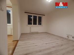 Pronájem bytu 3+1, Jindřichův Hradec - Jindřichův Hradec III, Sídliště, 68 m2