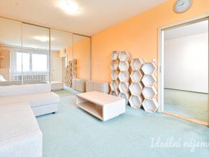 Pronájem bytu 2+1, Brno, Opálkova, 64 m2