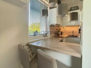 Pronájem bytu 1+kk, Praha, Zbuzanská, 30 m2