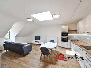 Pronájem bytu 2+kk, Praha - Dejvice, U Matěje, 57 m2