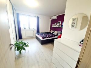 Prodej bytu 3+kk, Praha - Letňany, Miroslava Hajna, 92 m2