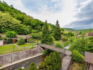 Prodej rodinného domu, Měchenice, M. J. Hurta, 230 m2