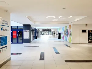 Pronájem obchodního prostoru, Praha, Prusíkova, 60 m2