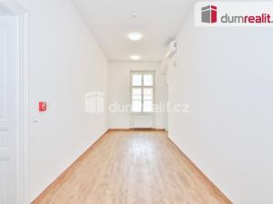 Pronájem kanceláře, Praha - Nové Město, Národní, 113 m2