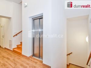 Pronájem kanceláře, Praha - Nové Město, Národní, 113 m2