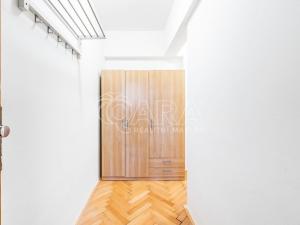 Pronájem bytu 1+kk, Praha - Holešovice, Komunardů, 34 m2