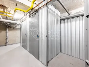 Pronájem bytu 1+kk, Praha - Holešovice, Komunardů, 34 m2